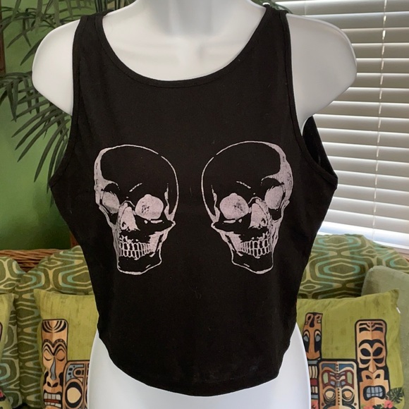 Two skeleton crop top - Picture 1 of 3